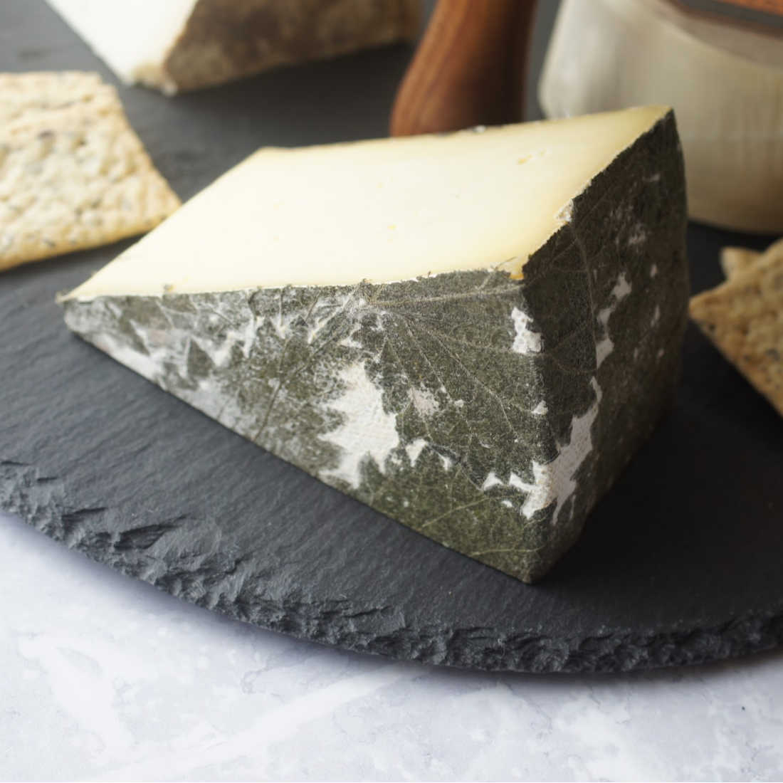 Cornish-Yarg-Cheese-on-Board